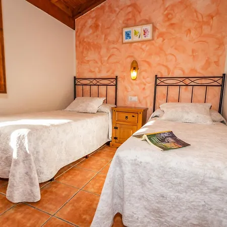 Rurales Les Xanes Casa rural