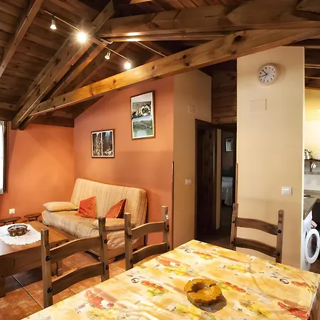 Rurales Les Xanes Casa rural *