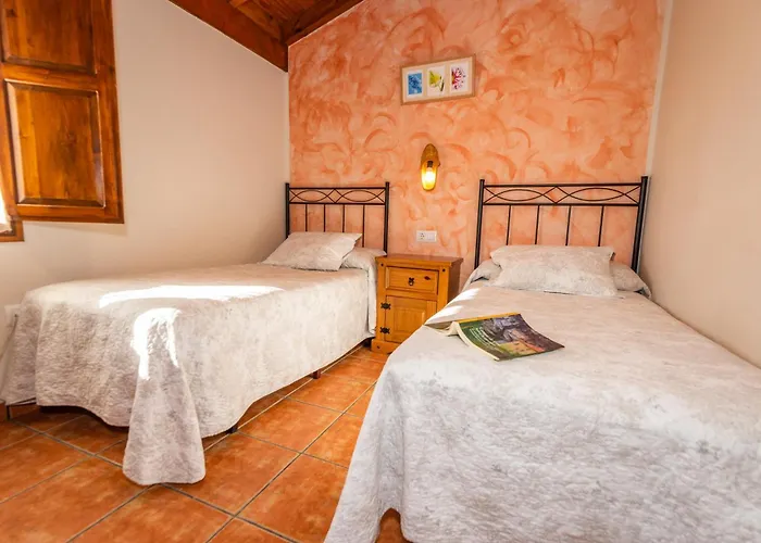 Rurales Les Xanes Country house