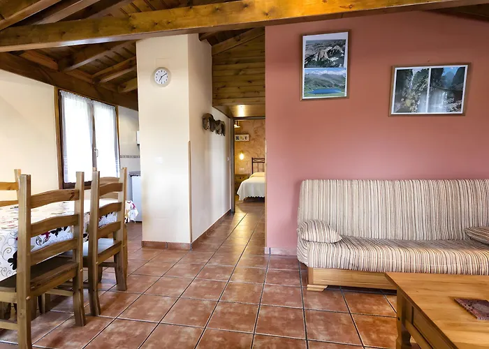 Rurales Les Xanes Country house *