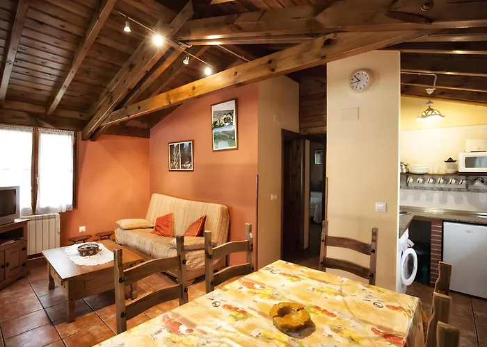 Rurales Les Xanes Country house *